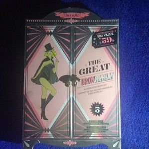 Benefit 'The Great Brownanza' packaging